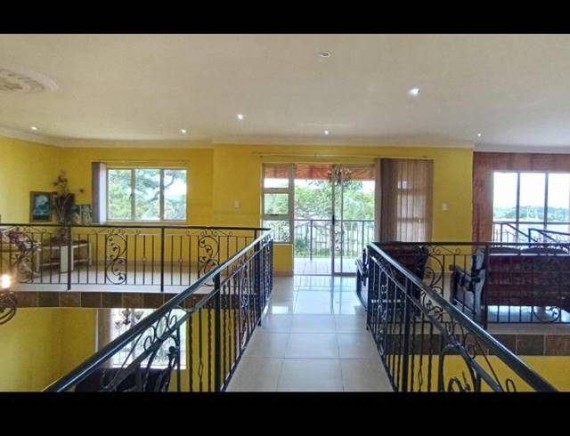 4 BEDROOM HOUSE FOR SALE IN STANGER MANOR